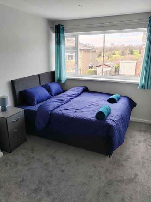 Apartamento Cosy Brighouse 3 Bed House-Great For Contractors Exterior foto