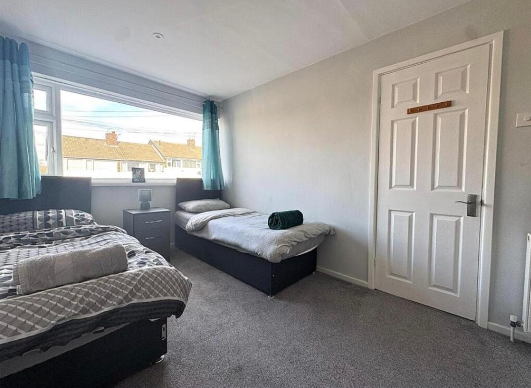 Apartamento Cosy Brighouse 3 Bed House-Great For Contractors Exterior foto